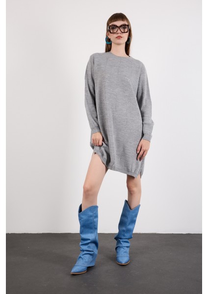 Kadın Gri Yan Yırtmaçlı Bisiklet Yaka Sim Desenli Triko Bluz fırsatları