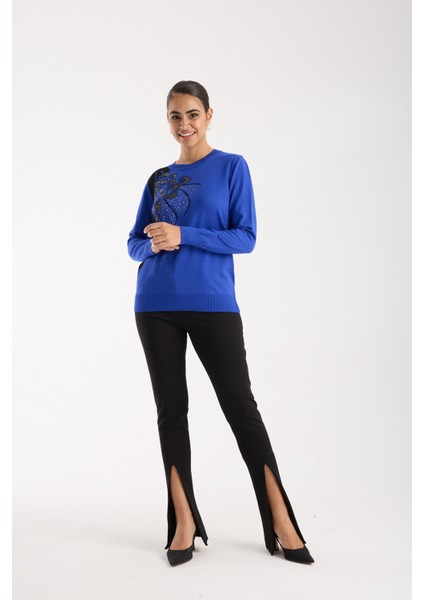 Kadın Saks Mavisi Elit Viskon Kumaş Taş Detaylı Bisiklet Yaka Triko Bluz