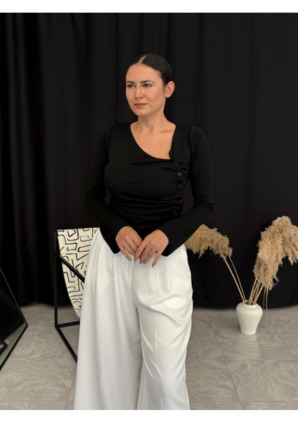 Asimetrik Yaka Düğmeli Bluz fiyatları