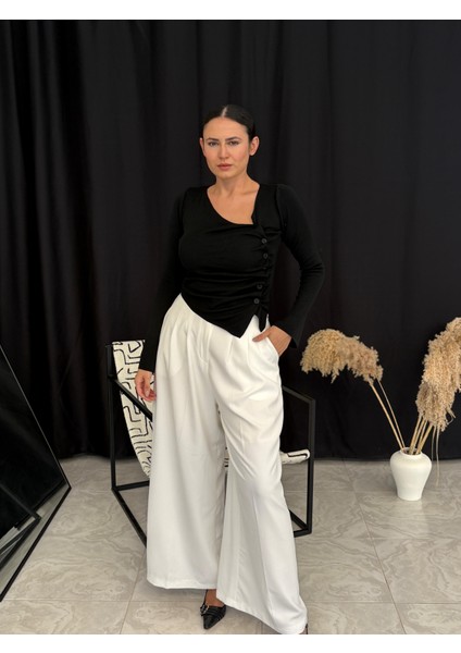 Asimetrik Yaka Düğmeli Bluz