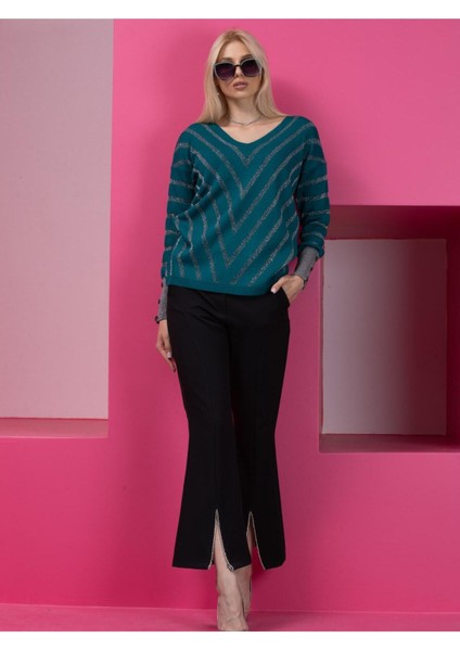 Bondi Mavisi Çizgili V Yaka Kadın Kazak
