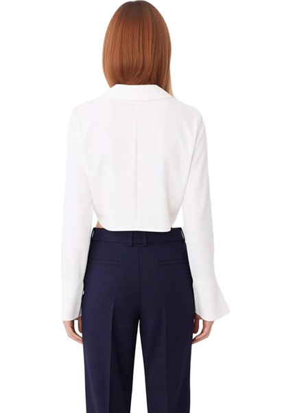 Kadın Crop Gömlek Fitted Kesim Uzun Kol Detaylı Şık ve Rahat Günlük Giyim Fonksiyonel Spor fiyatları