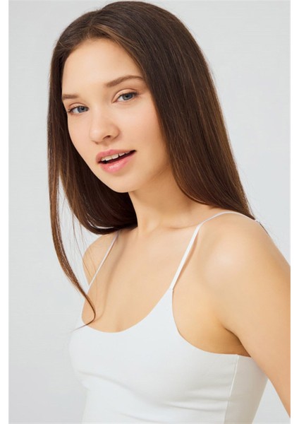 Krem Ayarlanabilir Ince Askılı Lazer Kesim Kadın Crop Büstiyer modelleri