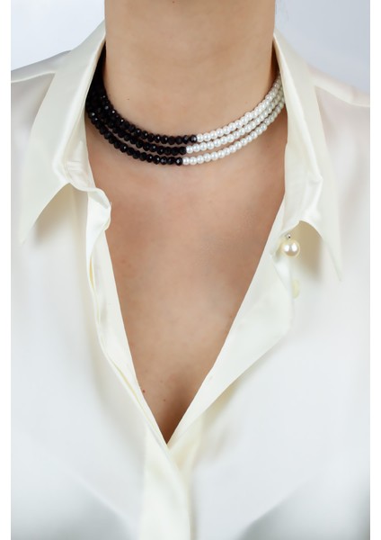 Siyah Kristal ve Cam Inci Üç Sıralı Kolye