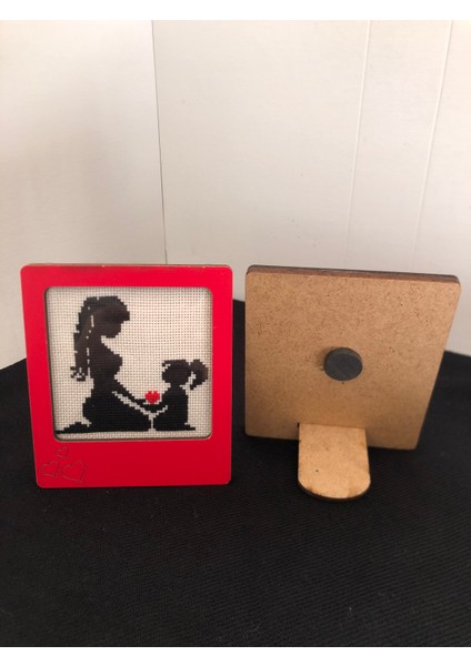 Kanaviçe Işlemeli Masa Süsü ve Buzdolabı Magneti fiyatları