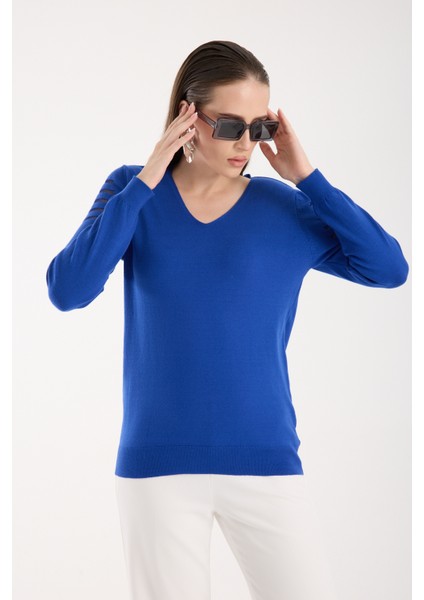 Kadın Saks Mavisi Simli Kumaş Detaylı V Yaka Triko Bluz modelleri