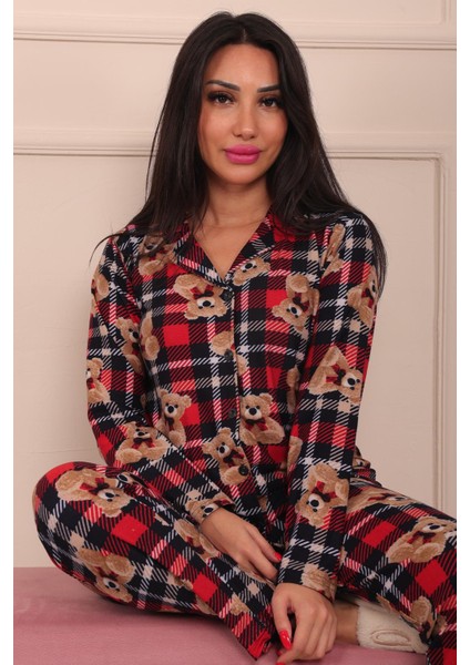 Kadın Ayıcık ve Ekose Desenli Desenli Önü Düğmeli Süet Pijama Takımı