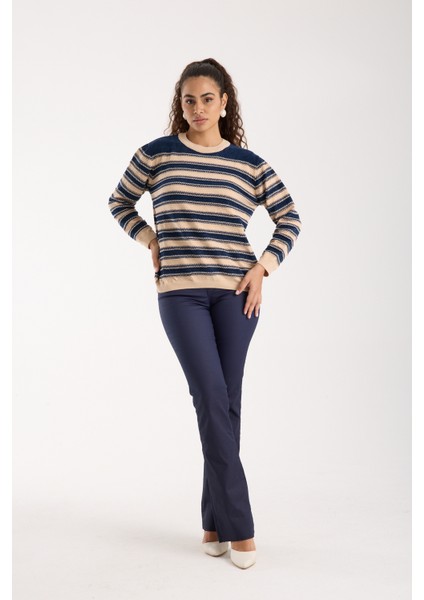 Kadın Laci-Krem Çizgili Çapraz Kontrast Dikiş Detaylı Şönil Kadife Triko Bluz indirimleri