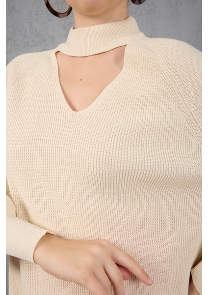 Kadın Ekru Simli Selanik Örgü Reglan Balon Kollu Choker Yaka Triko Kazak