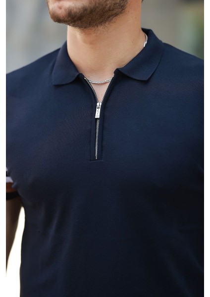 Erkek Fermuar Yakalı Kolları Desenli Kısa Kollu Tişört modelleri