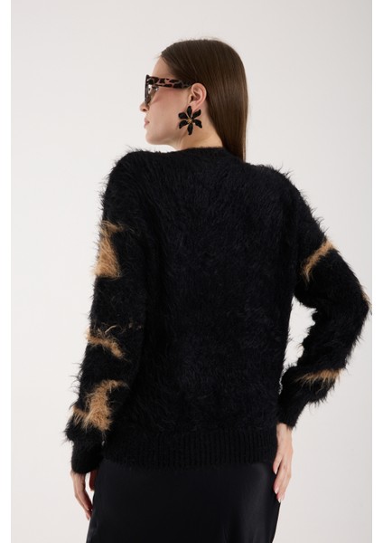 Kadın Siyah Sakal Iplik Inci Detaylı Bisiklet Yaka Triko Kazak indirimleri