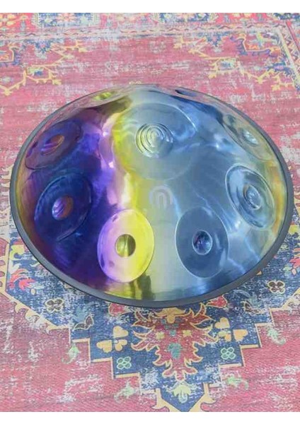 - Titanium Handpan -9 Tonlu -Re Minör ( -Bakım Yağı ,takmalı / Çıkarmalı Renkli Kuşak ve Kılıf) modelleri