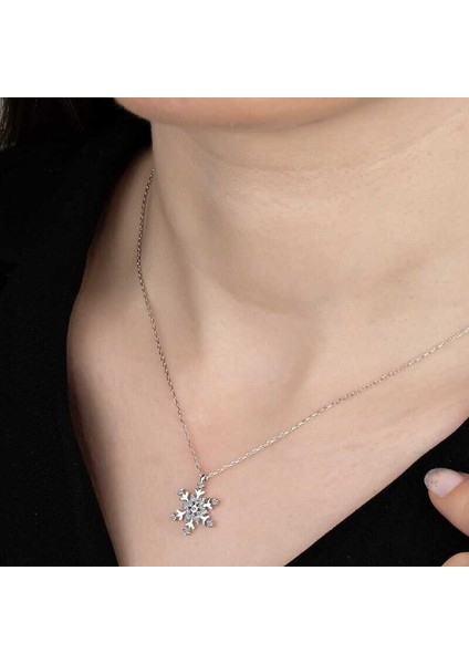 Ucarticaret Swarovski Taşlı Gümüş Kartanesi Bayan Kolye