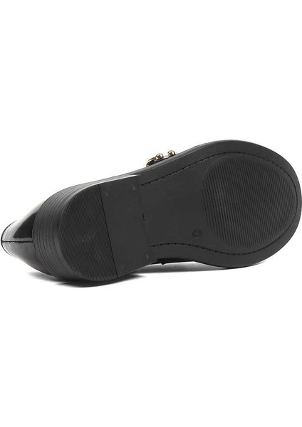 Kadın Siyah Tokalı Açma Deri Loafer indirimleri