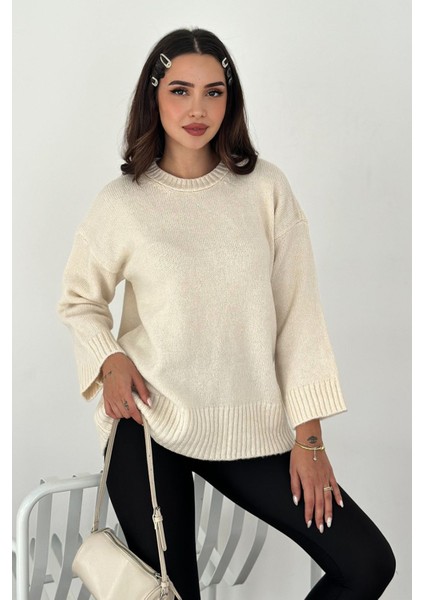 Kadın Oversize Triko Kazak – Rahat & Şehirli Stil fiyatları