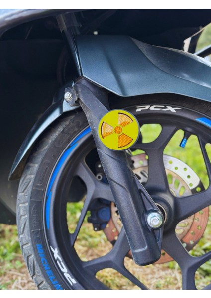 Kırmızı Papağan Anahtarlık – Örgü Desenli Sert ve Ağır Figür | Tropik Dekoratif Aksesuar fiyatları