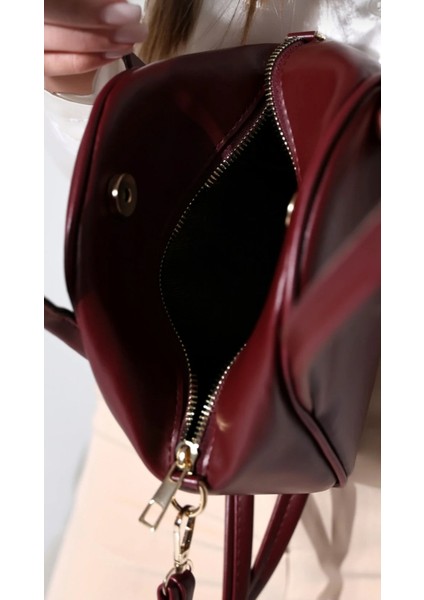The Moiss Mini Boy Bordo Fermuarlı Çapraz Askili Omuz ve El Çantasi fırsatları