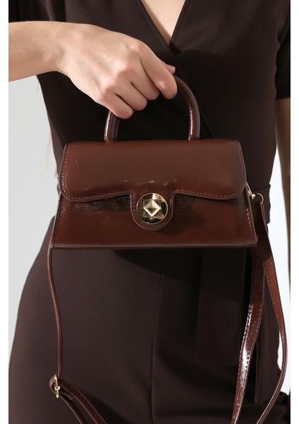 Yıldız Model Yüksek Kaliteli Ekstra Askılı Kadın El Kol Omuz Çantası modelleri