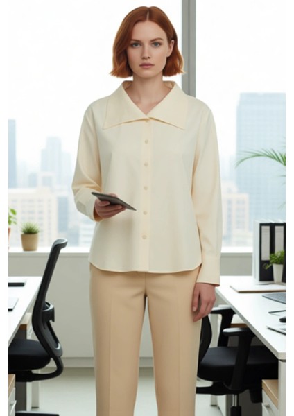 Kadın Oversize Çizgili Gömlek Yüksek Yaka Detayı ve Düşük Omuz Kesimi Ile Şıklık Dayanıklı fırsatları