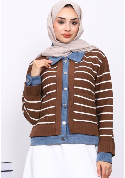 Kahverengi Düğmeli Kot Detaylı Triko Hırka