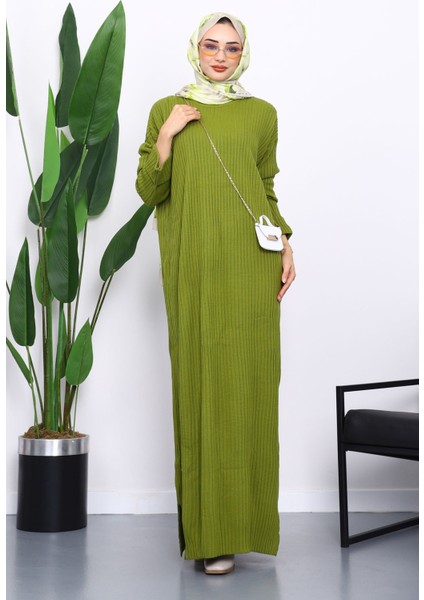 Yeşil Bisiklet Yaka Yan Yırtmaçlı Triko Elbise