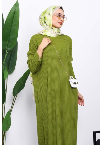 Yeşil Bisiklet Yaka Yan Yırtmaçlı Triko Elbise modelleri