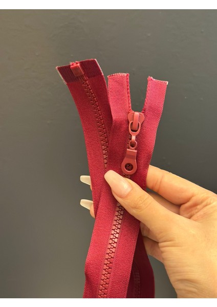 54X3 cm Dişli Kırmızı Fermuar