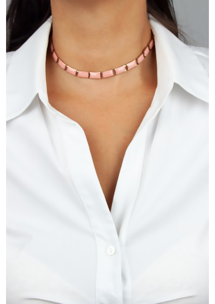 Mineli Pembe Kadın Kolye