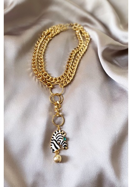Çift Sıralı Zebra Figür Gold Zincir Kolye modelleri