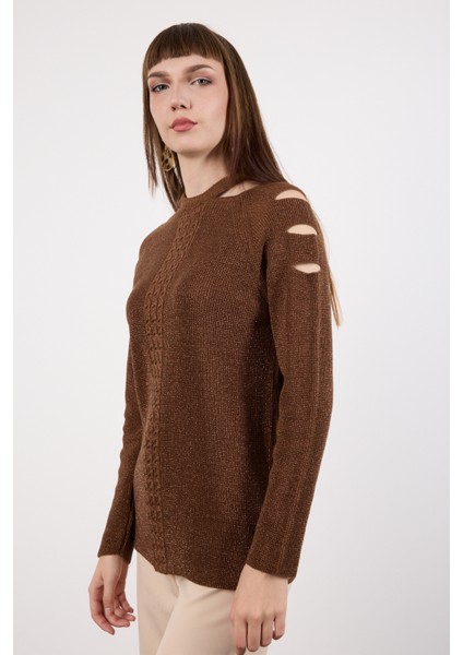 Kadın Kahve Omuzları Kesik Detaylı Reglan Kollu Simli Triko Kazak fiyatları