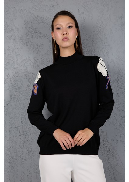 Kadın Siyah Elit Viskon Kumaş Taş Detaylı Omuzlar Yarım Balıkçı Yaka Triko Bluz fiyatları