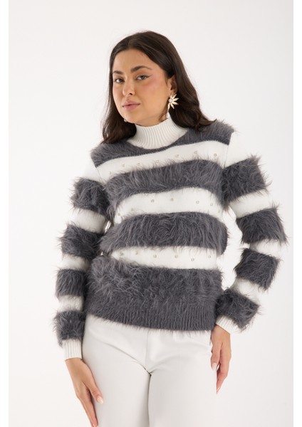 Kadın Füme Sakal Iplik Taş Detaylı Yarım Balıkçı Yaka Triko Kazak fiyatları