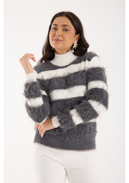 Kadın Füme Sakal Iplik Taş Detaylı Yarım Balıkçı Yaka Triko Kazak fırsatları