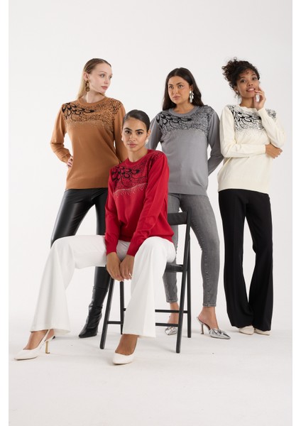 Kadın Kırmızı Elit Viskon Kumaş Taş Detaylı Bisiklet Yaka Triko Bluz