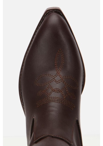 Kadın Kahverengi Işlemeli Kalın Topuklu Çizme