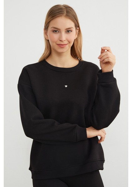 3 Iplik Taşlı Kalp Detaylı Oversize Sweatshirt fiyatları