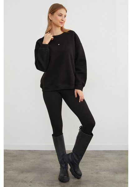 3 Iplik Taşlı Kalp Detaylı Oversize Sweatshirt modelleri