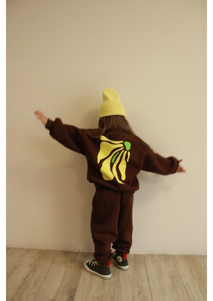 Sarı Sırt Baskılı Balıkçı Yaka Eşofman Takımı indirimleri