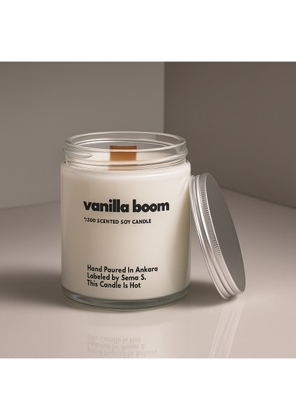 : Vanilla Boom : Cam Kavanozda Kokulu %100 Soya Mum (Vanilya, Karamel, Sedir)