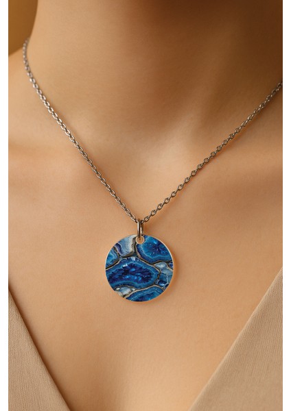 Şeffaf Sert Akrilik Kolye Ucu ve Üzeri Zincirli Desenli Kolye Ametist For Milano