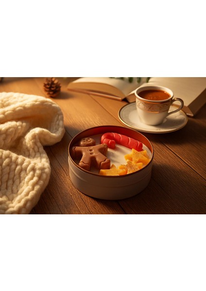 Noel Temalı El Yapımı Dekoratif Kokulu Mum 7x3 cm 80 gr