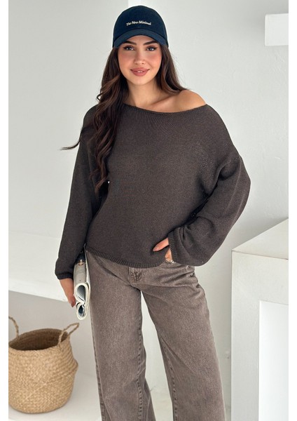Kadın Omuz Açık Salaş Triko Kazak – Soft Elegance modelleri