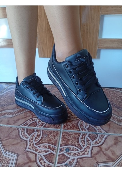Kadın Yüksek Taban Rahat Şık Günlük Spor Ayakkabı Siyah Renk modelleri