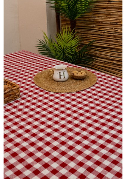 Pötikareli Kırmzı Ekose Masa Örtüsü 170 x 170 modelleri