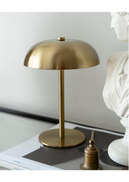 Ultra Lüx Yeni Stil Banker Lambası Gold Metal Dokunmatik Masa Lambası Abajur Şarjlı Modern Tasarım fiyatları