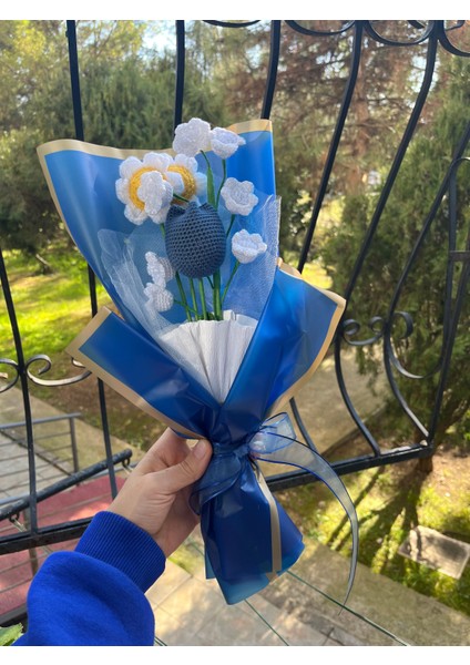 Örgü Mavi Lale Papatya Buketi,lale Çiçeği,solmayan Çiçek,anneye,sevgiliye,arkadaşa,öğretmene Hediye
