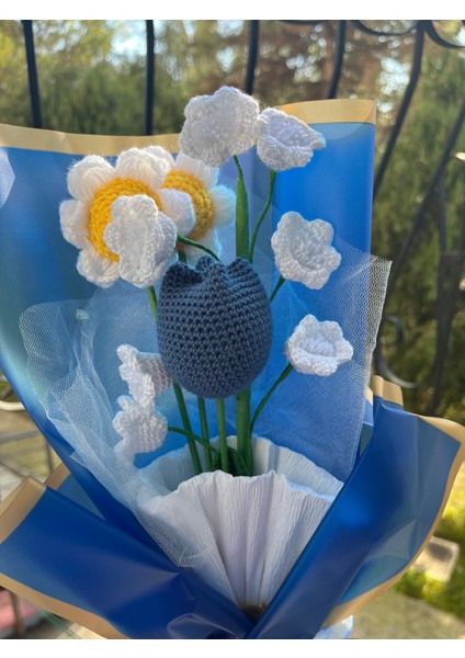 Örgü Mavi Lale Papatya Buketi,lale Çiçeği,solmayan Çiçek,anneye,sevgiliye,arkadaşa,öğretmene Hediye modelleri