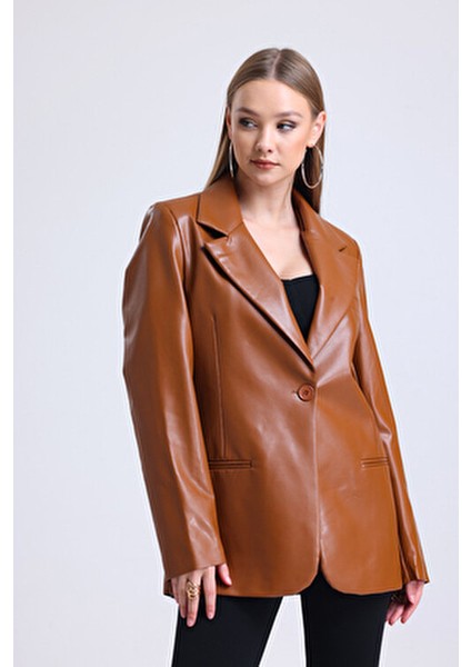 Kadın Suni Deri Ceket Büyük Beden Mevsimlik Kullanım İçin Şık Seçim