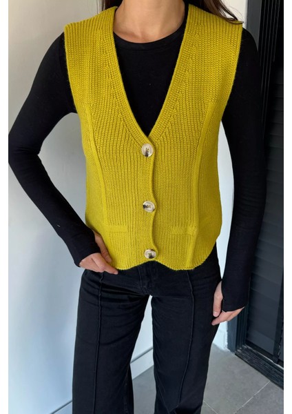 Kadın V Yaka Ön Düğmeli Triko Yelek P-00019004