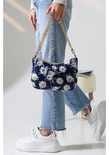 Çeşit Çeşit Kapitone Çanta